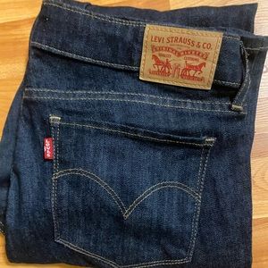Levi Jeans never worn